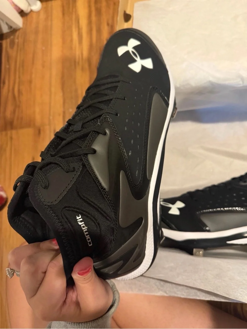 Under Armour Men's Black and Gray Baseball Cleats